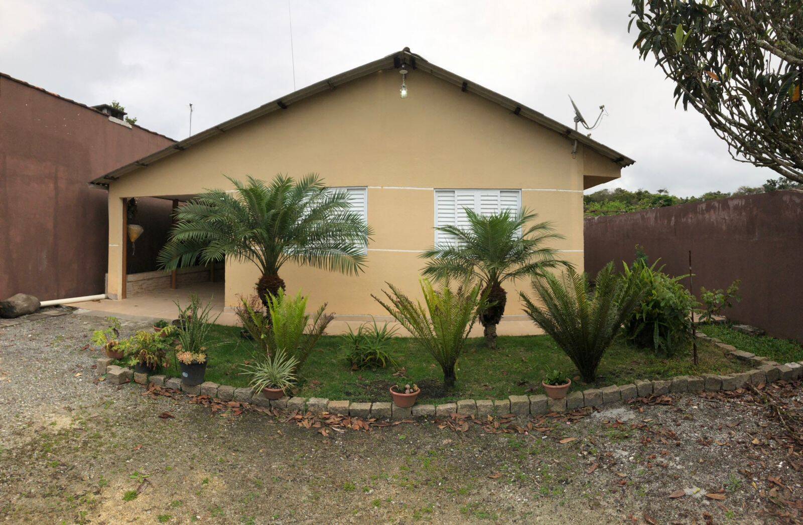 #67 - Casa para Venda em Matinhos - PR