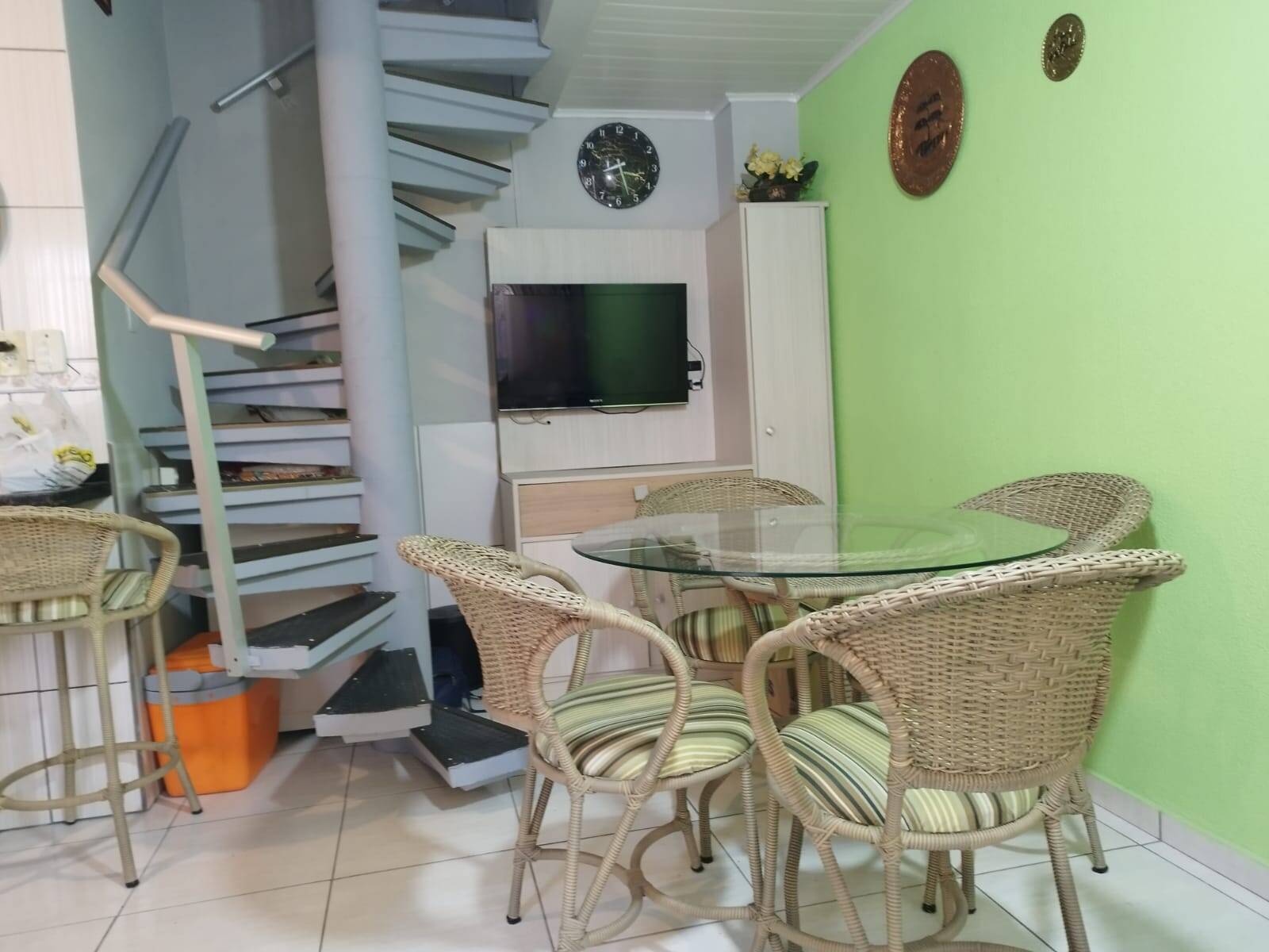 #129 - Apartamento para Venda em Matinhos - PR