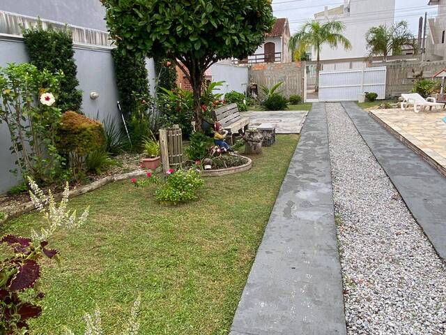 #133 - Casa para Venda em Matinhos - PR