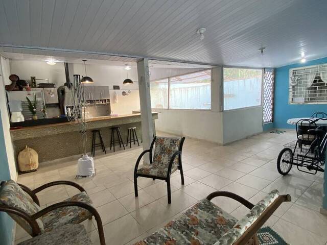 Casa para Venda em Matinhos - 4